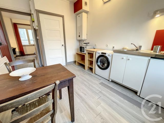 Appartement T1 à louer - 1 pièce - 26.8 m2 - BREST - 29 - BRETAGNE - Century 21 Associés Conseils Immobilier