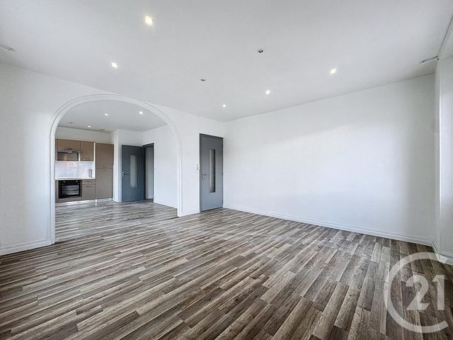 Appartement T4 à louer - 3 pièces - 74.07 m2 - BREST - 29 - BRETAGNE - Century 21 Associés Conseils Immobilier