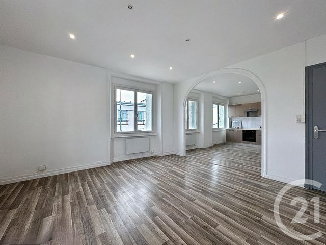 Appartement T4 à louer - 3 pièces - 74.07 m2 - BREST - 29 - BRETAGNE - Century 21 Associés Conseils Immobilier