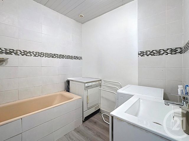 Appartement T3 à vendre - 3 pièces - 61.46 m2 - BREST - 29 - BRETAGNE - Century 21 Associés Conseils Immobilier