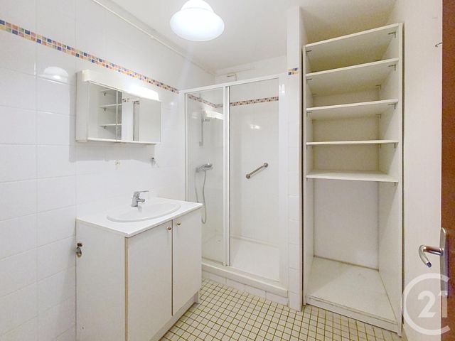 Appartement T2 à louer - 2 pièces - 48.94 m2 - BREST - 29 - BRETAGNE - Century 21 Associés Conseils Immobilier