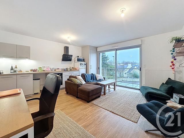 Appartement T2 à louer - 2 pièces - 45.69 m2 - GUIPAVAS - 29 - BRETAGNE - Century 21 Associés Conseils Immobilier