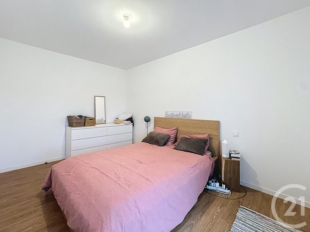 Appartement T2 à louer - 2 pièces - 45.69 m2 - GUIPAVAS - 29 - BRETAGNE - Century 21 Associés Conseils Immobilier