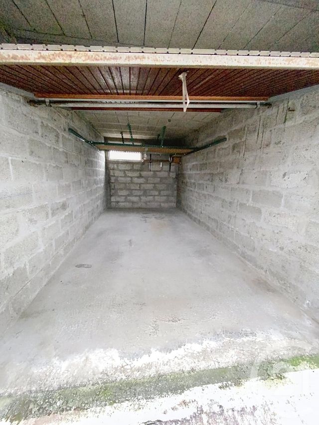 parking à louer - 12.0 m2 - BREST - 29 - BRETAGNE - Century 21 Associés Conseils Immobilier