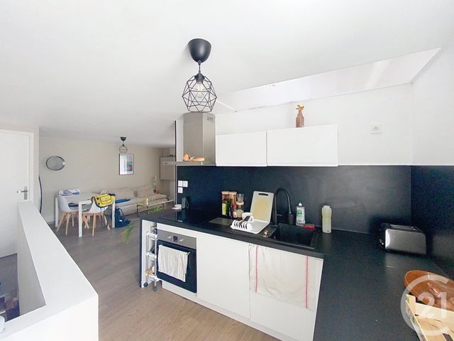 Appartement T3 à louer - 2 pièces - 41.5 m2 - LOCMARIA PLOUZANE - 29 - BRETAGNE - Century 21 Associés Conseils Immobilier