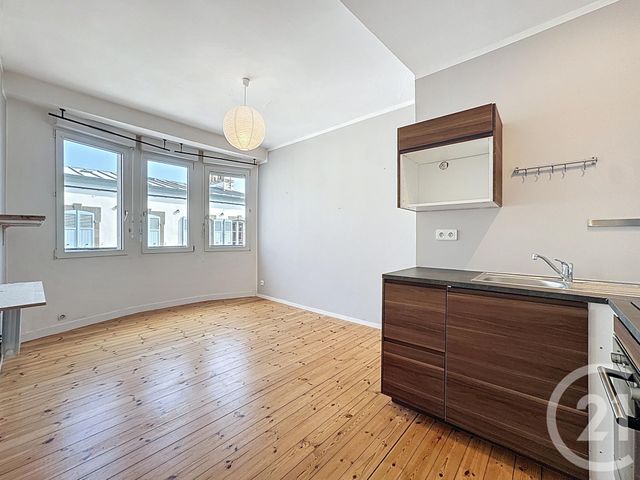 Appartement T2 à louer - 2 pièces - 54.0 m2 - BREST - 29 - BRETAGNE - Century 21 Associés Conseils Immobilier