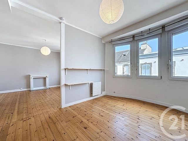 Appartement T2 à louer - 2 pièces - 54.0 m2 - BREST - 29 - BRETAGNE - Century 21 Associés Conseils Immobilier