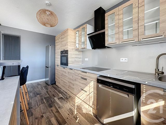 Appartement T4 à louer - 4 pièces - 73.76 m2 - BREST - 29 - BRETAGNE - Century 21 Associés Conseils Immobilier