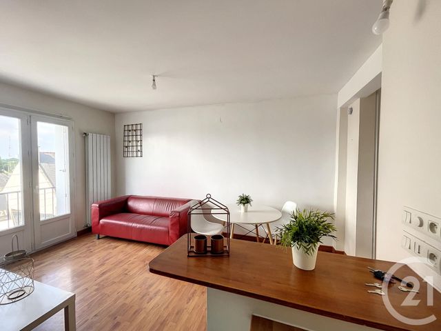 Appartement T1 à louer - 2 pièces - 27.3 m2 - BREST - 29 - BRETAGNE - Century 21 Associés Conseils Immobilier