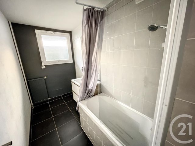 Appartement T4 à louer - 4 pièces - 75.78 m2 - BREST - 29 - BRETAGNE - Century 21 Associés Conseils Immobilier