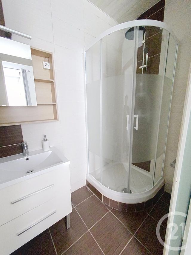 Appartement T2 à louer - 2 pièces - 31.81 m2 - BREST - 29 - BRETAGNE - Century 21 Associés Conseils Immobilier