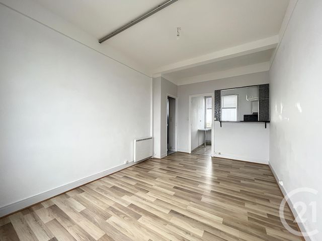 Appartement F1 à louer - 1 pièce - 29.0 m2 - BREST - 29 - BRETAGNE - Century 21 Associés Conseils Immobilier