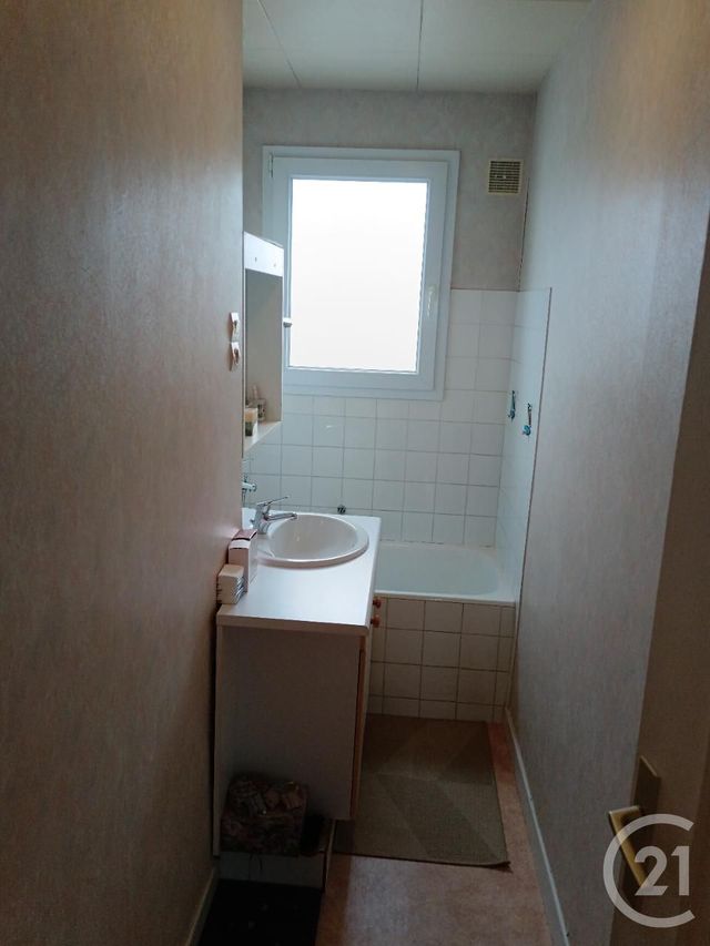 Appartement T3 à vendre - 3 pièces - 61.83 m2 - BREST - 29 - BRETAGNE - Century 21 Associés Conseils Immobilier