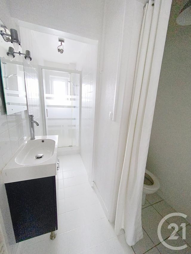 Appartement T3 à louer - 3 pièces - 66.0 m2 - BREST - 29 - BRETAGNE - Century 21 Associés Conseils Immobilier