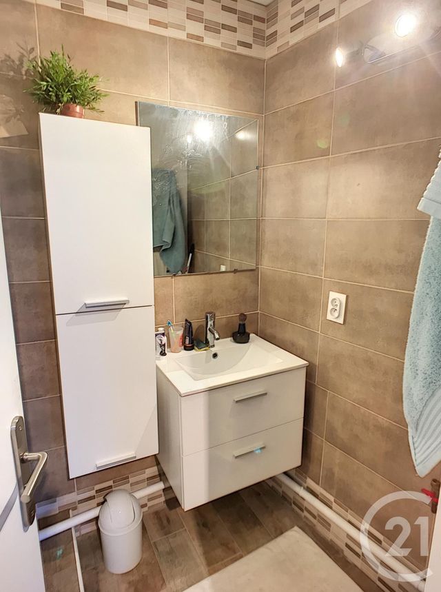 Appartement T1 à louer - 1 pièce - 25.16 m2 - BREST - 29 - BRETAGNE - Century 21 Associés Conseils Immobilier