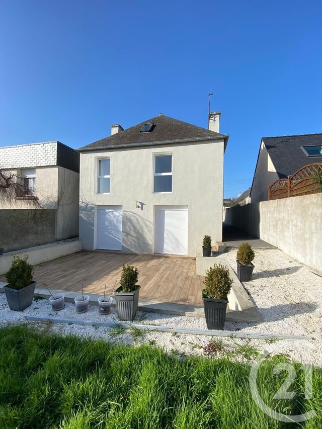 maison à louer - 5 pièces - 95.0 m2 - LE RELECQ KERHUON - 29 - BRETAGNE - Century 21 Associés Conseils Immobilier