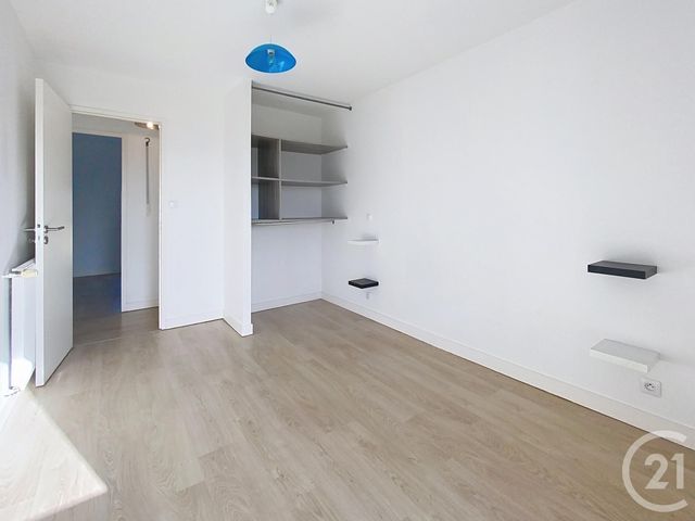 maison à louer - 5 pièces - 95.0 m2 - LE RELECQ KERHUON - 29 - BRETAGNE - Century 21 Associés Conseils Immobilier