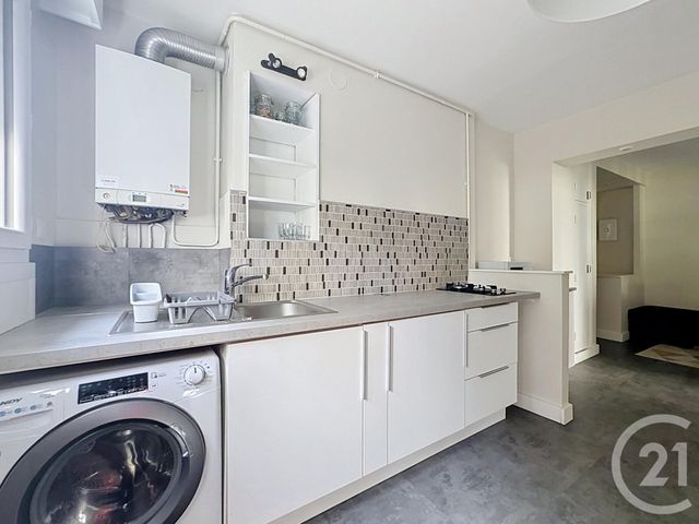 Appartement T3 à louer - 3 pièces - 50.0 m2 - BREST - 29 - BRETAGNE - Century 21 Associés Conseils Immobilier