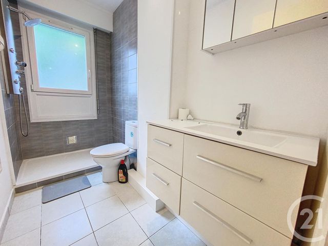 Appartement T3 à louer - 3 pièces - 50.0 m2 - BREST - 29 - BRETAGNE - Century 21 Associés Conseils Immobilier