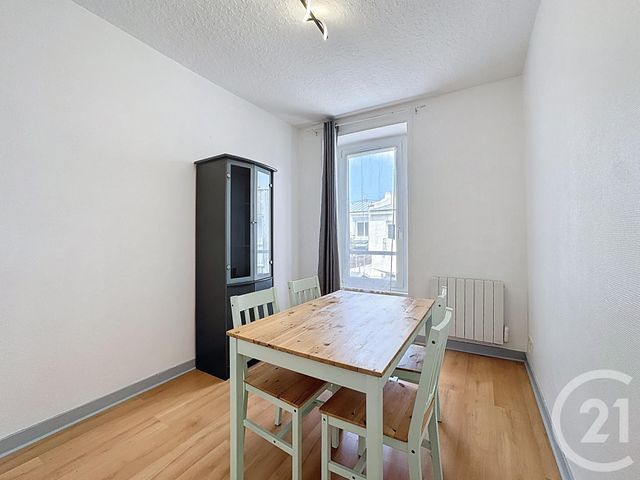 Appartement T2 à louer - 2 pièces - 60.0 m2 - BREST - 29 - BRETAGNE - Century 21 Associés Conseils Immobilier
