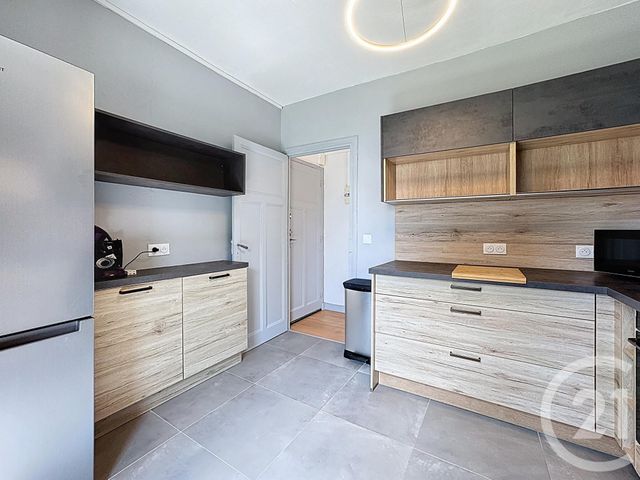 Appartement T2 à louer - 2 pièces - 60.0 m2 - BREST - 29 - BRETAGNE - Century 21 Associés Conseils Immobilier