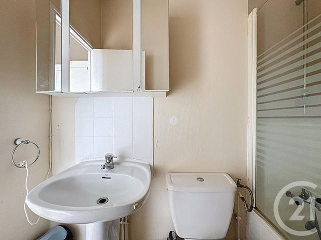 Appartement T1 à louer - 1 pièce - 28.43 m2 - BREST - 29 - BRETAGNE - Century 21 Associés Conseils Immobilier