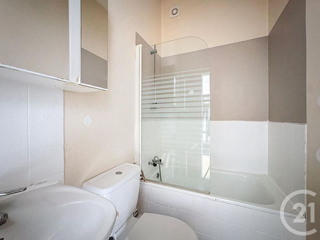 Appartement T1 à louer - 1 pièce - 28.43 m2 - BREST - 29 - BRETAGNE - Century 21 Associés Conseils Immobilier