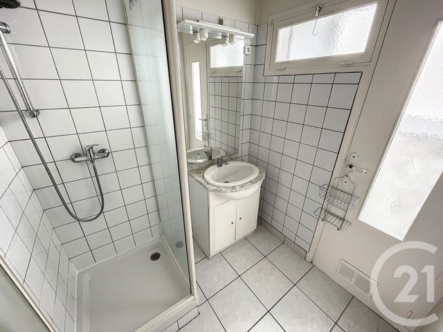 Appartement T3 à vendre - 3 pièces - 56.96 m2 - BREST - 29 - BRETAGNE - Century 21 Associés Conseils Immobilier