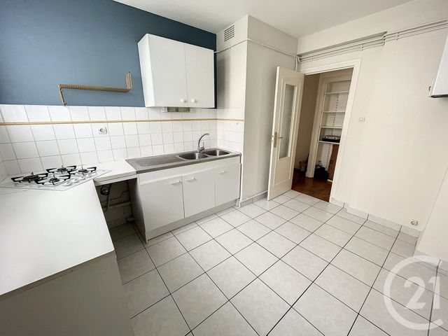 Appartement T3 à vendre - 3 pièces - 56.96 m2 - BREST - 29 - BRETAGNE - Century 21 Associés Conseils Immobilier