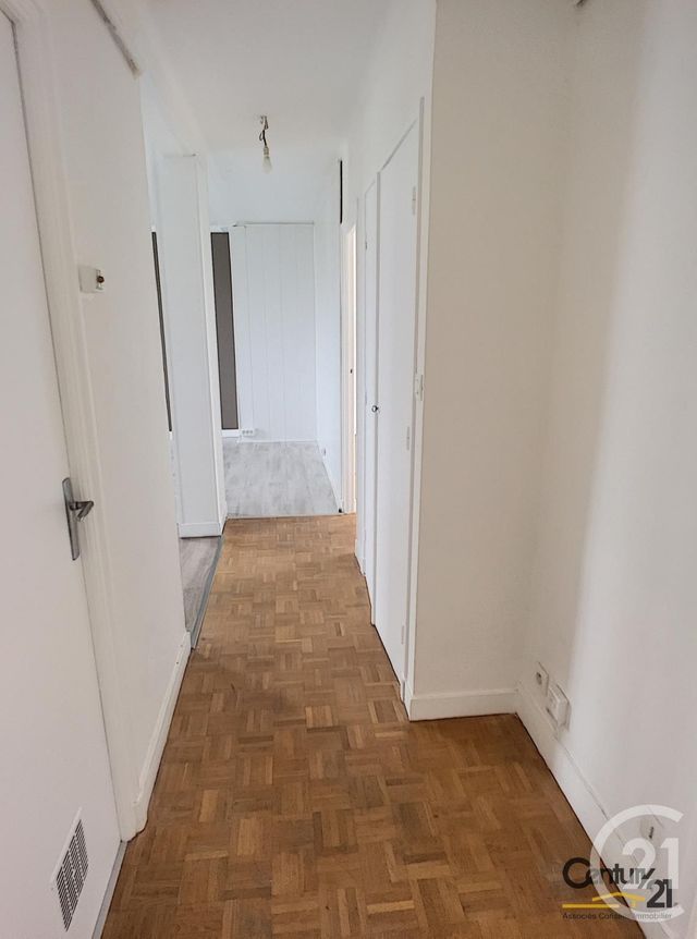 Appartement T3 à vendre - 3 pièces - 59.54 m2 - BREST - 29 - BRETAGNE - Century 21 Associés Conseils Immobilier