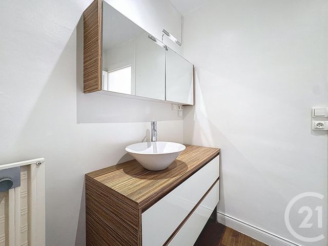 Appartement T2 à louer - 2 pièces - 60.0 m2 - BREST - 29 - BRETAGNE - Century 21 Associés Conseils Immobilier