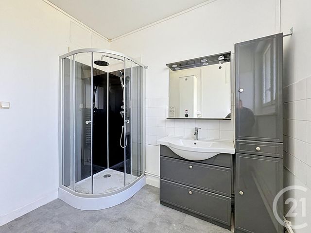 Appartement T2 à louer - 2 pièces - 51.0 m2 - BREST - 29 - BRETAGNE - Century 21 Associés Conseils Immobilier