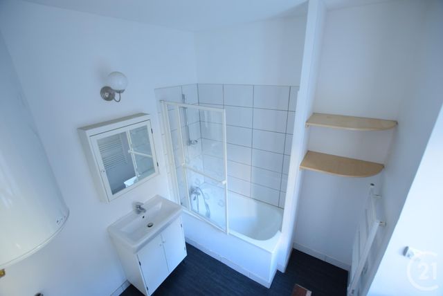 Appartement T2 à louer - 2 pièces - 41.12 m2 - BREST - 29 - BRETAGNE - Century 21 Associés Conseils Immobilier
