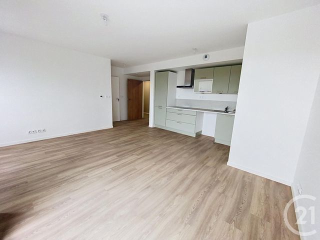 Appartement T2 à louer - 2 pièces - 45.59 m2 - GUILERS - 29 - BRETAGNE - Century 21 Associés Conseils Immobilier