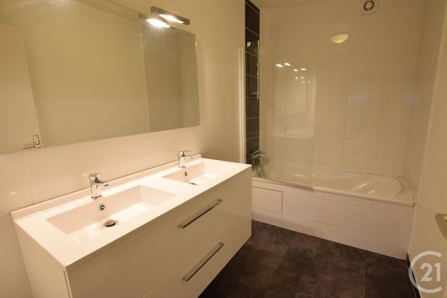 Appartement T4 à louer - 4 pièces - 91.0 m2 - BREST - 29 - BRETAGNE - Century 21 Associés Conseils Immobilier