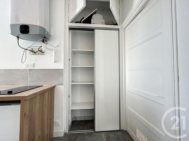 Appartement T2 à louer - 2 pièces - 20.0 m2 - BREST - 29 - BRETAGNE - Century 21 Associés Conseils Immobilier