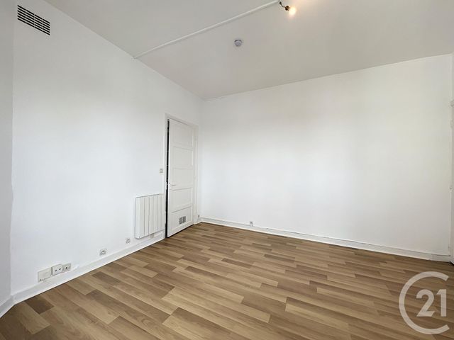 Appartement T2 à louer - 2 pièces - 20.0 m2 - BREST - 29 - BRETAGNE - Century 21 Associés Conseils Immobilier