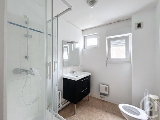 Appartement F2 à louer - 2 pièces - 35.0 m2 - BREST - 29 - BRETAGNE - Century 21 Associés Conseils Immobilier