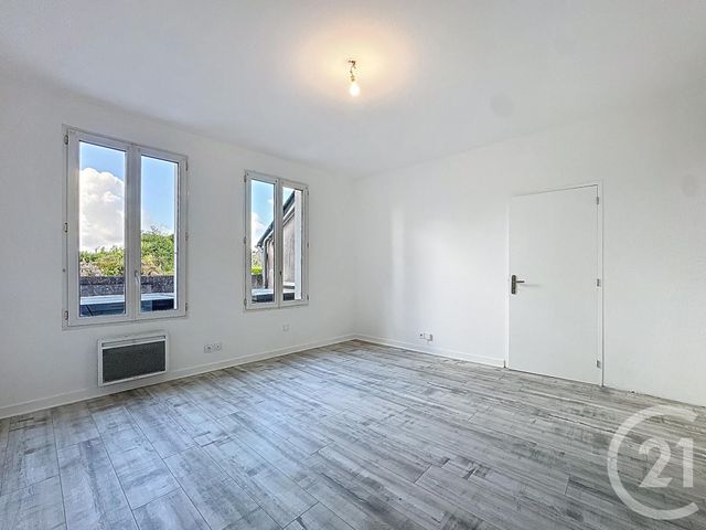 Appartement T2 à louer - 2 pièces - 42.03 m2 - LESNEVEN - 29 - BRETAGNE - Century 21 Associés Conseils Immobilier
