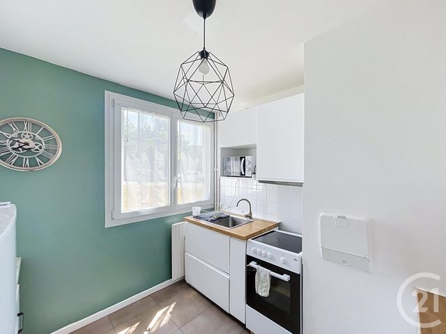 Appartement T3 à louer - 3 pièces - 44.46 m2 - BREST - 29 - BRETAGNE - Century 21 Associés Conseils Immobilier