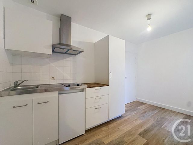 Appartement T2 à louer - 2 pièces - 37.0 m2 - BREST - 29 - BRETAGNE - Century 21 Associés Conseils Immobilier