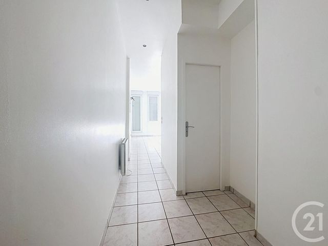 Appartement F2 à louer - 2 pièces - 50.0 m2 - BREST - 29 - BRETAGNE - Century 21 Associés Conseils Immobilier