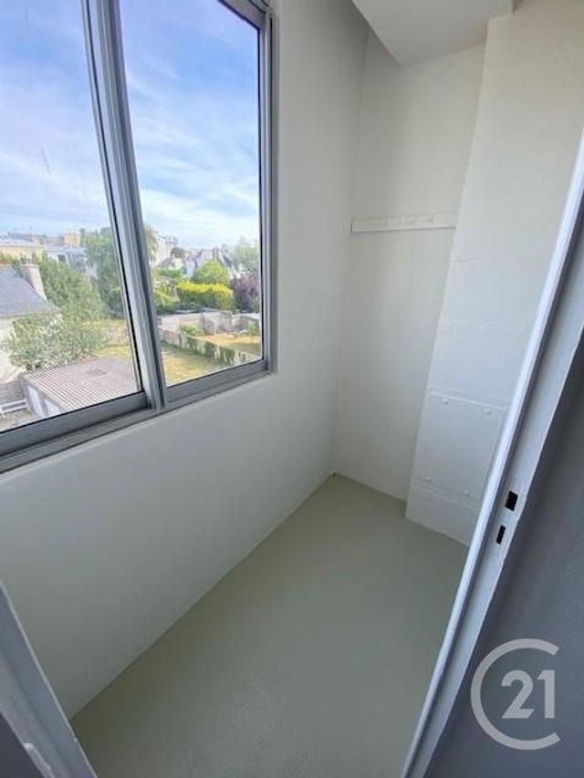 Appartement T2 à louer - 2 pièces - 44.56 m2 - BREST - 29 - BRETAGNE - Century 21 Associés Conseils Immobilier