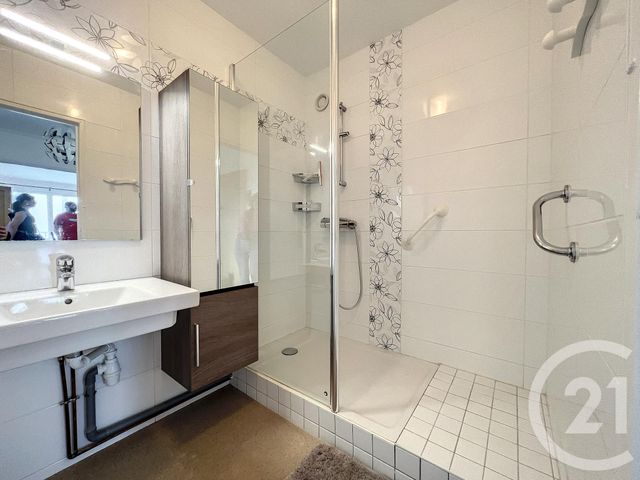 Appartement T4 à louer - 4 pièces - 84.15 m2 - BREST - 29 - BRETAGNE - Century 21 Associés Conseils Immobilier