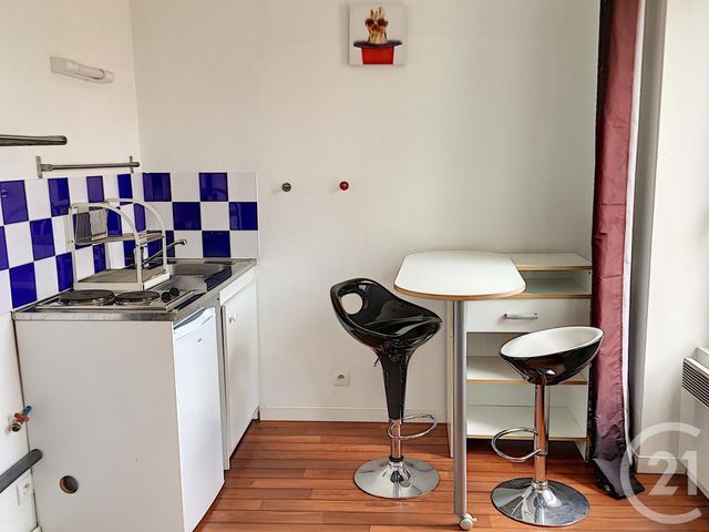 Appartement F1 à louer - 2 pièces - 25.06 m2 - BREST - 29 - BRETAGNE - Century 21 Associés Conseils Immobilier