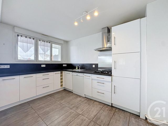 Appartement T4 à vendre - 4 pièces - 83.4 m2 - BREST - 29 - BRETAGNE - Century 21 Associés Conseils Immobilier