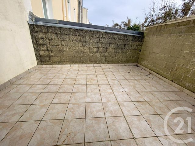 Appartement T2 à louer - 3 pièces - 58.46 m2 - BREST - 29 - BRETAGNE - Century 21 Associés Conseils Immobilier