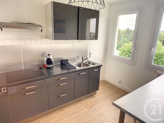 Appartement T2 à louer - 2 pièces - 43.0 m2 - BREST - 29 - BRETAGNE - Century 21 Associés Conseils Immobilier