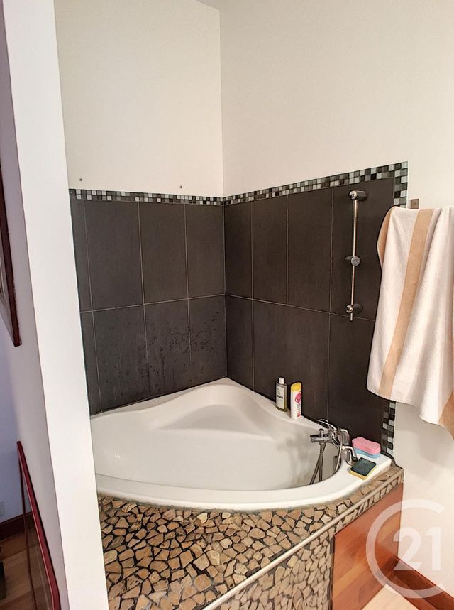 Appartement T1 à louer - 1 pièce - 27.83 m2 - BREST - 29 - BRETAGNE - Century 21 Associés Conseils Immobilier